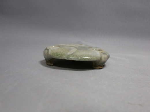 葱白釉香炉座