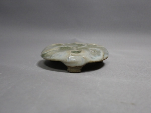 葱白釉香炉座