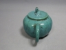 宜钧釉瓜楞茶壶