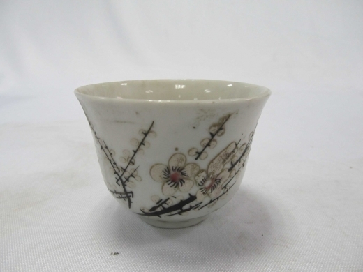 彩花茶杯