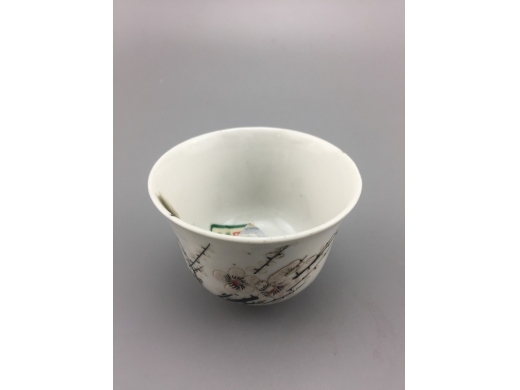 彩花茶杯
