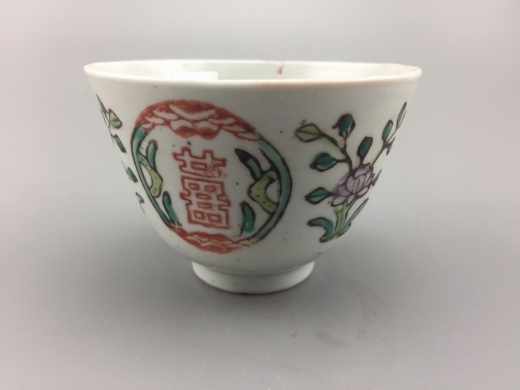 彩花茶杯