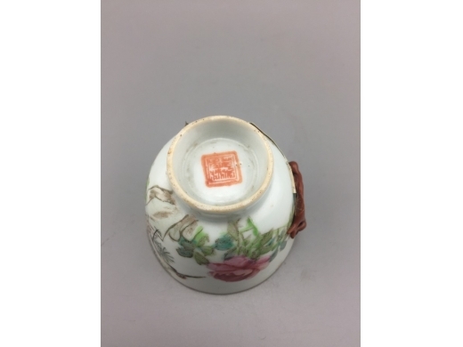 彩花茶杯