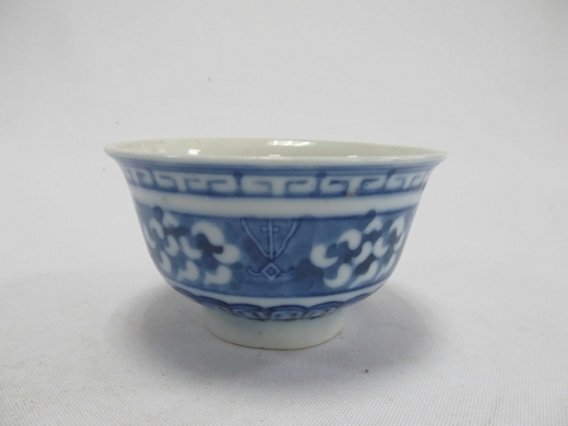 青花碗