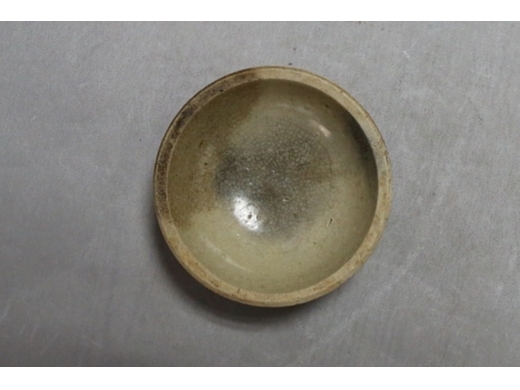 青釉小盏