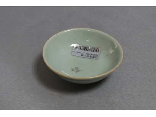 豆青青花小碟
