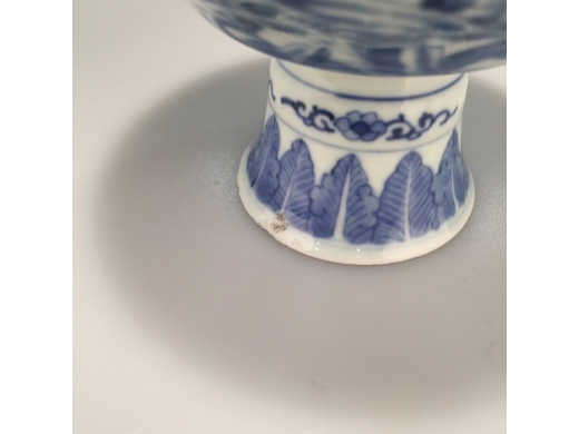 青花高足碟