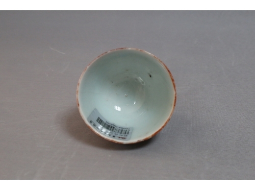 矾红花卉小杯