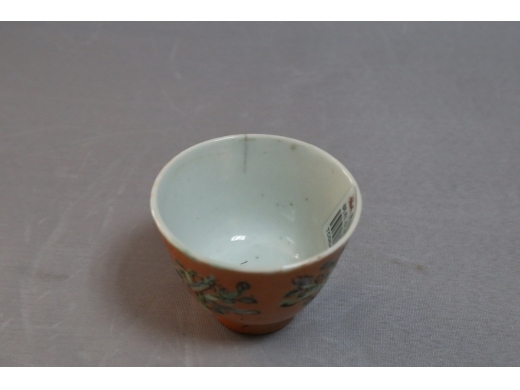 矾红花卉小杯
