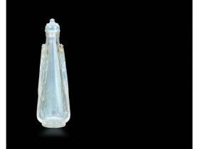 水晶螭虎铺首纹瓶