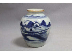 青花山水小罐