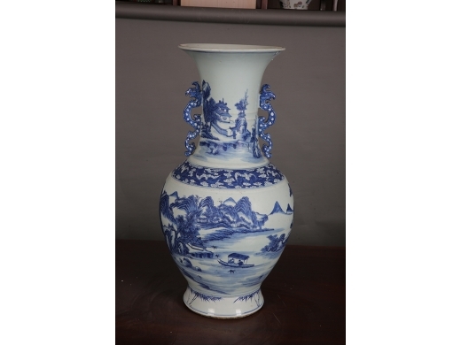 500件青花山水双耳瓶（一对）