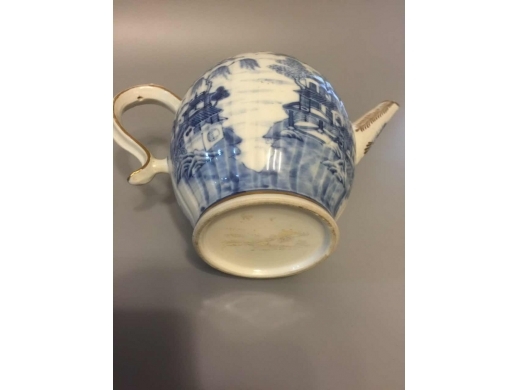 青花加金彩山水亭台楼阁图茶具(10件)