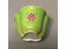锦地粉彩花卉花形杯