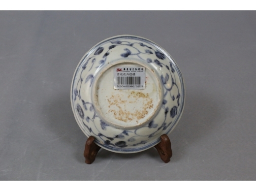 青花花卉纹碟