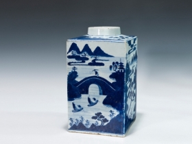 十九世纪 青花山水纹方罐