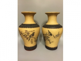 紫砂加彩花鸟瓶一对