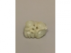 白玉琢灵芝小双羊挂件