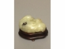 青白玉琢鸳弮把件