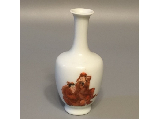 矾红教子图小瓶