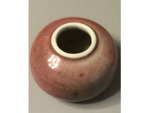 濟紅小水盂