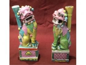粉彩獅子背瓶香插 二件