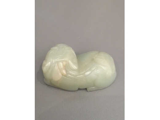 白玉琢大臥狩把件