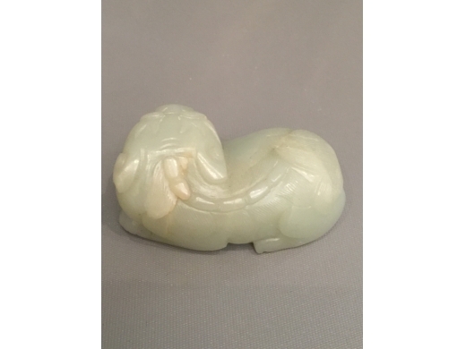 白玉琢大臥狩把件