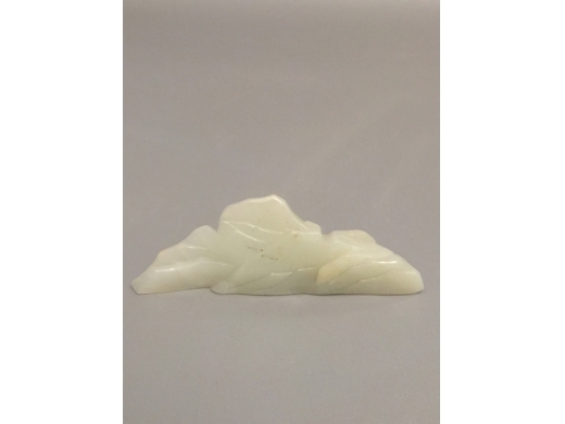 白玉琢山子形筆擱
