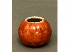 珊瑚紅蓮辨形小水池