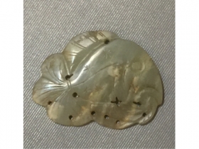 青白玉琢年年有魚掛珮
