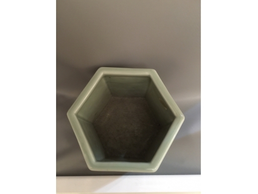 豆青八封紋六方炉