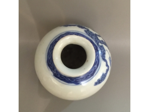 青花松，蝠，小口蘋果尊