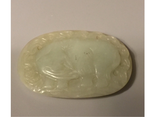 白玉琢太平象大腰园帶扣