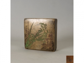 铜雕花卉纹墨盒