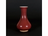 红釉琵琶瓶
