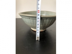 龙泉窑宋代刻花大碗