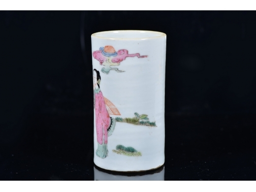 清同治 粉彩笔筒