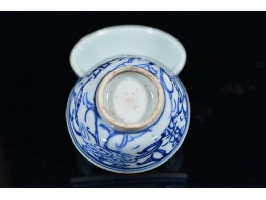 青花喜事连连 酒杯