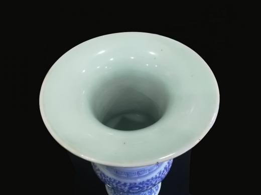 青花 花鼓