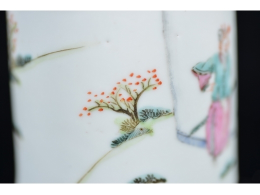 粉彩小罐