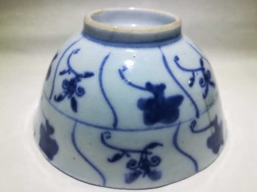 青花灵芝纹茶碗