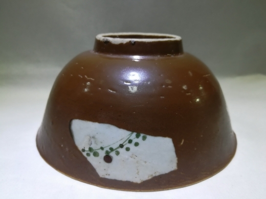 褐釉 开窗花卉碗