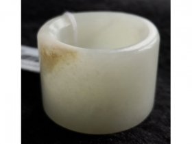 玉扳指