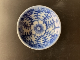青花洋莲高足碟