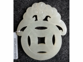 白玉蝠钱挂件