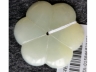 白玉花卉纹佩