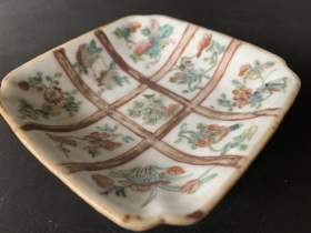 粉彩花卉碗