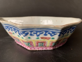 粉彩碟