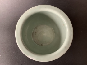 瓷小缸